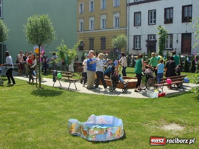 Zdjęcie w galerii na portalu naszraciborz.pl: Piknik Rodzinny w Raciborskim Centrum Rehabilitacji Osób Niepełnosprawnych wiadomości z regionu
