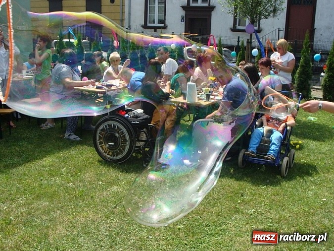 Zdjęcie w galerii na portalu naszraciborz.pl: Piknik Rodzinny w Raciborskim Centrum Rehabilitacji Osób Niepełnosprawnych wiadomości z regionu