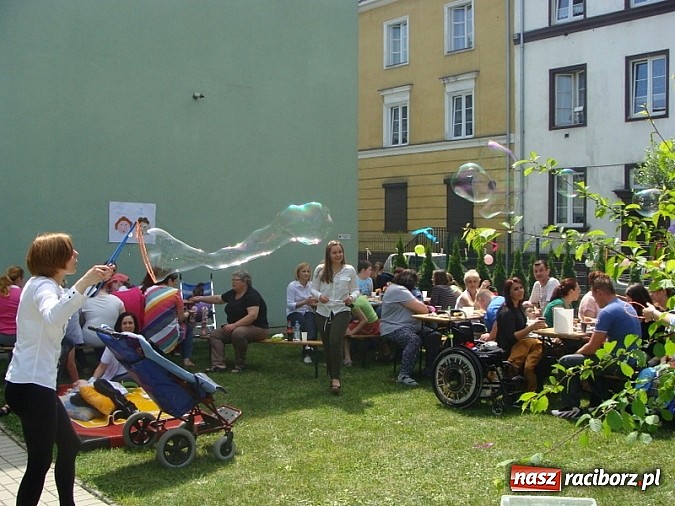 Zdjęcie w galerii na portalu naszraciborz.pl: Piknik Rodzinny w Raciborskim Centrum Rehabilitacji Osób Niepełnosprawnych wiadomości z regionu