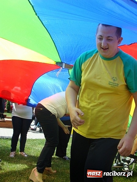 Zdjęcie w galerii na portalu naszraciborz.pl: Piknik Rodzinny w Raciborskim Centrum Rehabilitacji Osób Niepełnosprawnych wiadomości z regionu