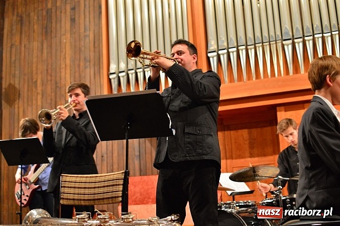 Zdjęcie w galerii na portalu naszraciborz.pl: Dzień Dziecka w szkole muzycznej  wiadomości z regionu