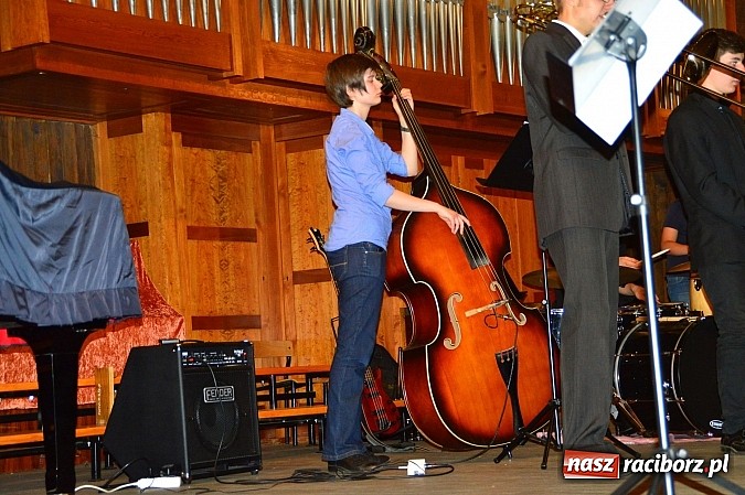 Zdjęcie w galerii na portalu naszraciborz.pl: Dzień Dziecka w szkole muzycznej  wiadomości z regionu