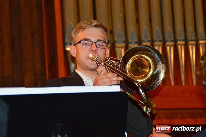 Zdjęcie w galerii na portalu naszraciborz.pl: Dzień Dziecka w szkole muzycznej  wiadomości z regionu