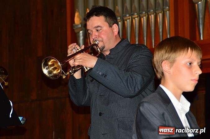 Zdjęcie w galerii na portalu naszraciborz.pl: Dzień Dziecka w szkole muzycznej  wiadomości z regionu