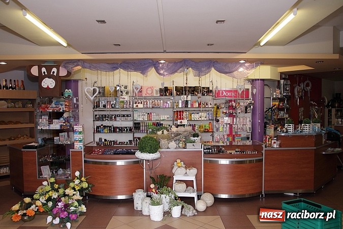 Zdjęcie w galerii na portalu naszraciborz.pl: Centrum Rea - Twoje centrum zakup&oacute;w wiadomości z regionu