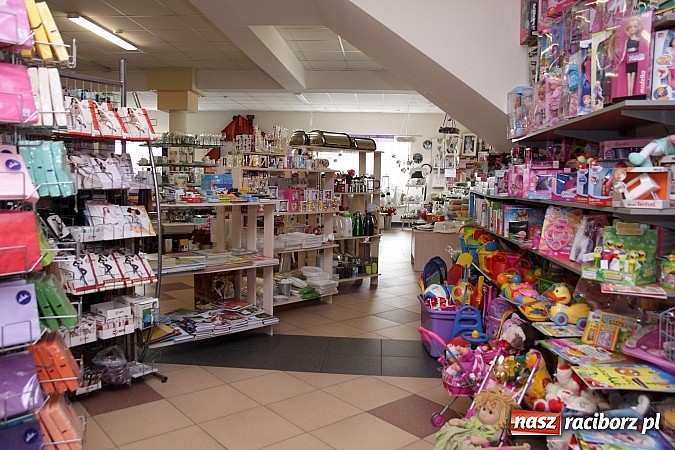 Zdjęcie w galerii na portalu naszraciborz.pl: Centrum Rea - Twoje centrum zakup&oacute;w wiadomości z regionu