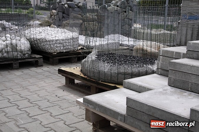 Zdjęcie w galerii na portalu naszraciborz.pl: Centrum Rea - Twoje centrum zakup&oacute;w wiadomości z regionu