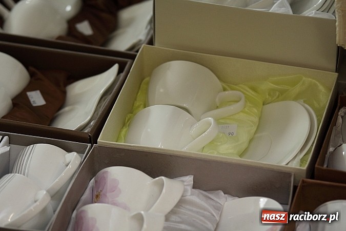 Zdjęcie w galerii na portalu naszraciborz.pl: Centrum Rea - Twoje centrum zakup&oacute;w wiadomości z regionu