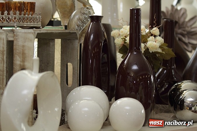 Zdjęcie w galerii na portalu naszraciborz.pl: Centrum Rea - Twoje centrum zakup&oacute;w wiadomości z regionu