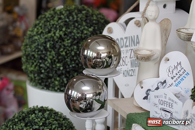 Zdjęcie w galerii na portalu naszraciborz.pl: Centrum Rea - Twoje centrum zakup&oacute;w wiadomości z regionu