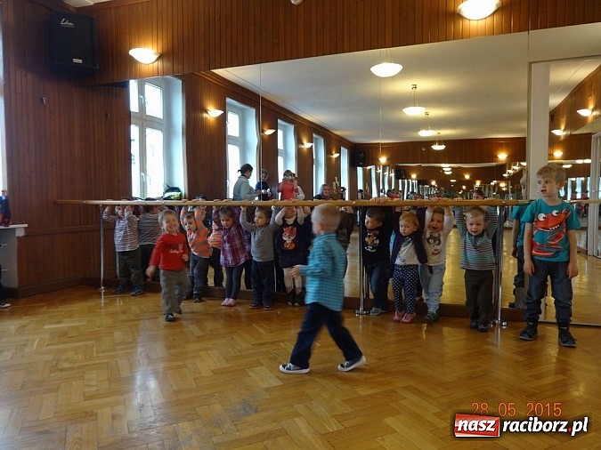 Zdjęcie w galerii na portalu naszraciborz.pl: Majówki w raciborskim Fiku-miku wiadomości z regionu