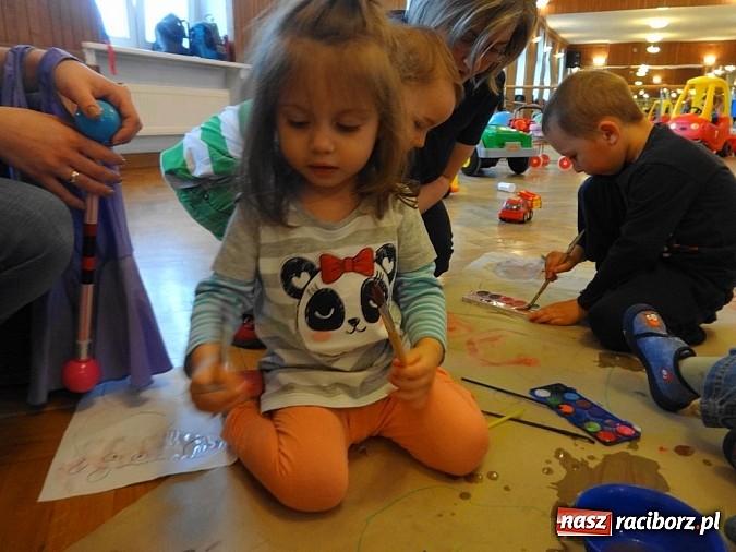 Zdjęcie w galerii na portalu naszraciborz.pl: Majówki w raciborskim Fiku-miku wiadomości z regionu