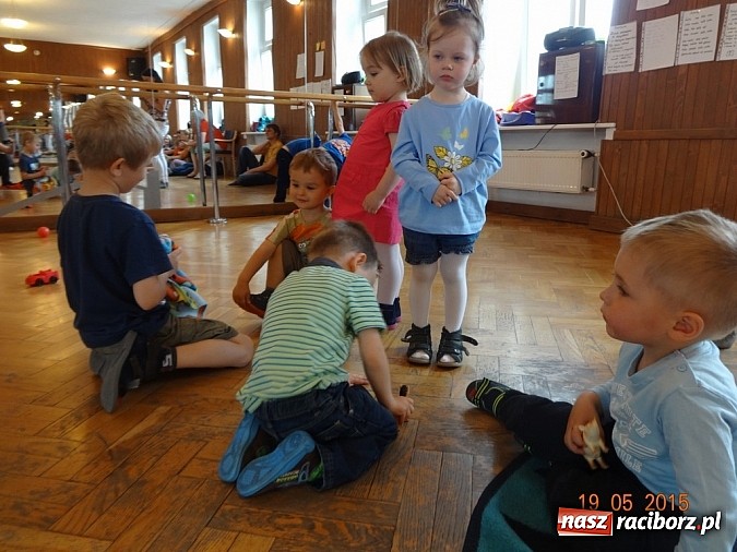 Zdjęcie w galerii na portalu naszraciborz.pl: Majówki w raciborskim Fiku-miku wiadomości z regionu