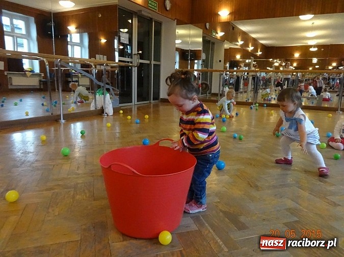 Zdjęcie w galerii na portalu naszraciborz.pl: Majówki w raciborskim Fiku-miku wiadomości z regionu