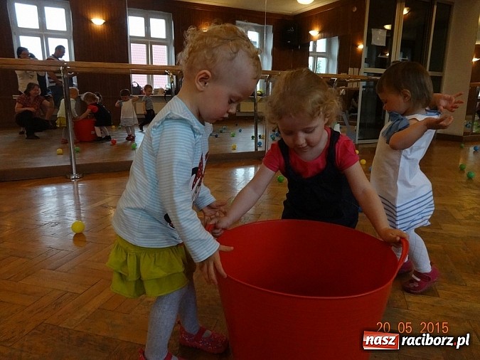 Zdjęcie w galerii na portalu naszraciborz.pl: Majówki w raciborskim Fiku-miku wiadomości z regionu