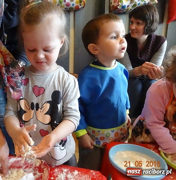 Zdjęcie w galerii na portalu naszraciborz.pl: Majówki w raciborskim Fiku-miku wiadomości z regionu