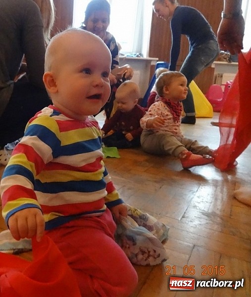 Zdjęcie w galerii na portalu naszraciborz.pl: Majówki w raciborskim Fiku-miku wiadomości z regionu