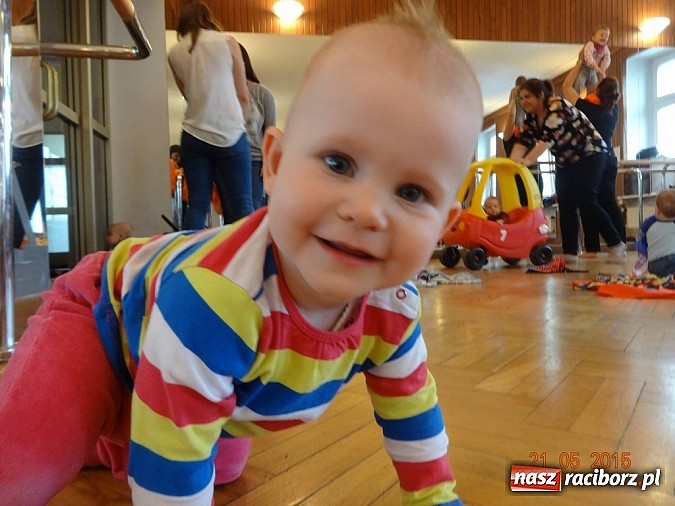 Zdjęcie w galerii na portalu naszraciborz.pl: Majówki w raciborskim Fiku-miku wiadomości z regionu