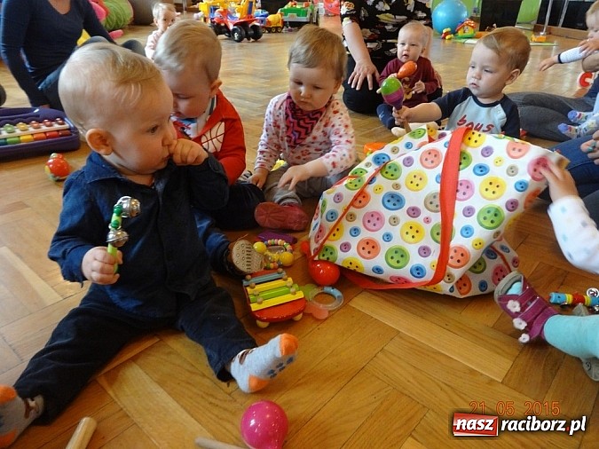 Zdjęcie w galerii na portalu naszraciborz.pl: Majówki w raciborskim Fiku-miku wiadomości z regionu