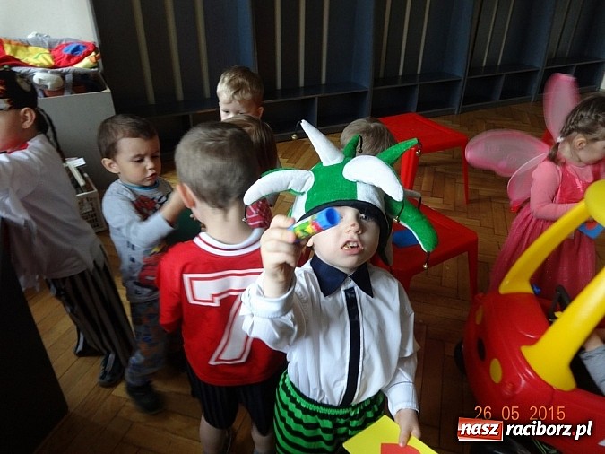 Zdjęcie w galerii na portalu naszraciborz.pl: Majówki w raciborskim Fiku-miku wiadomości z regionu