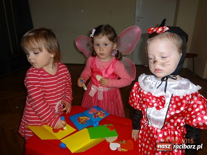 Zdjęcie w galerii na portalu naszraciborz.pl: Majówki w raciborskim Fiku-miku wiadomości z regionu