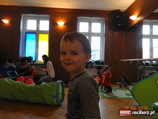 Zdjęcie w galerii na portalu naszraciborz.pl: Majówki w raciborskim Fiku-miku wiadomości z regionu