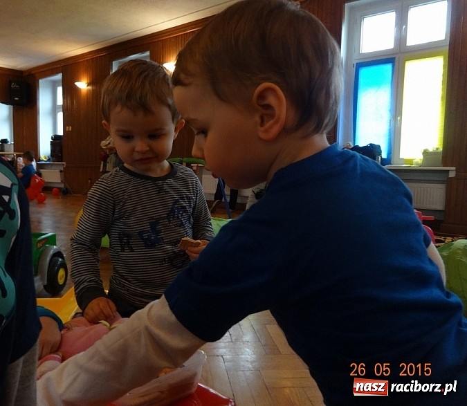 Zdjęcie w galerii na portalu naszraciborz.pl: Majówki w raciborskim Fiku-miku wiadomości z regionu