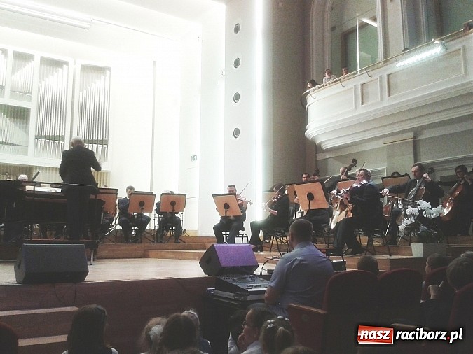 Zdjęcie w galerii na portalu naszraciborz.pl: Raciborskie przedszkolaki w katowickiej filharmonii wiadomości z regionu