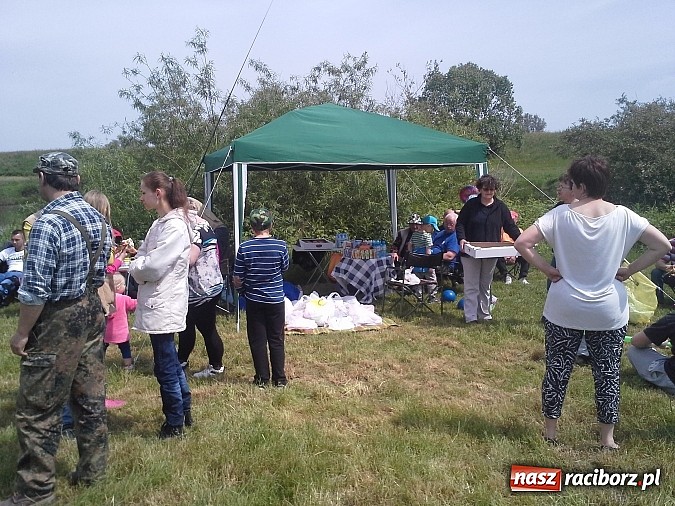 Zdjęcie w galerii na portalu naszraciborz.pl: Zawody wędkarskie na Dzień Dziecka wiadomości z regionu