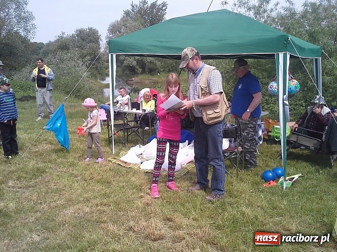 Zdjęcie w galerii na portalu naszraciborz.pl: Zawody wędkarskie na Dzień Dziecka wiadomości z regionu