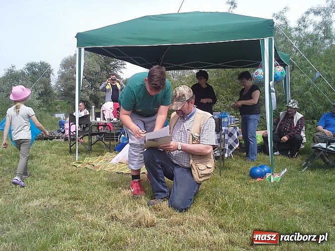 Zdjęcie w galerii na portalu naszraciborz.pl: Zawody wędkarskie na Dzień Dziecka wiadomości z regionu