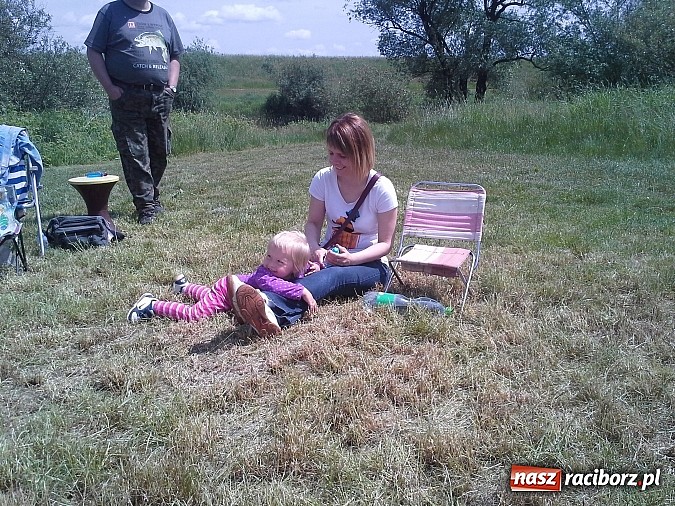 Zdjęcie w galerii na portalu naszraciborz.pl: Zawody wędkarskie na Dzień Dziecka wiadomości z regionu