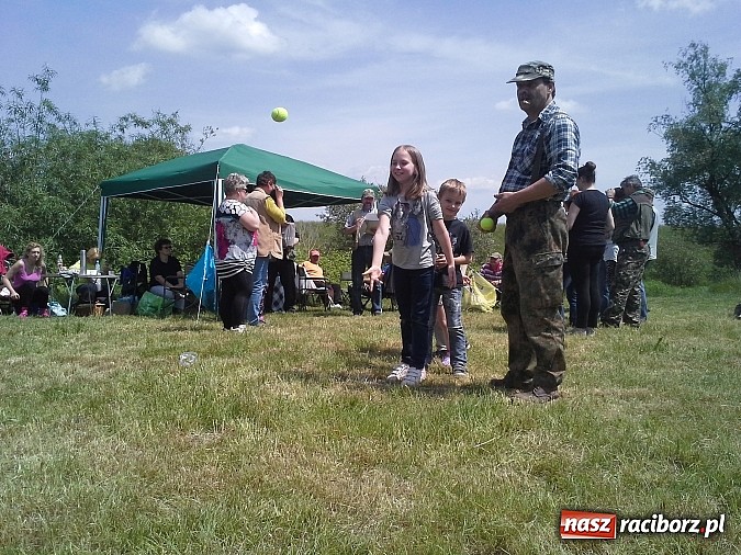 Zdjęcie w galerii na portalu naszraciborz.pl: Zawody wędkarskie na Dzień Dziecka wiadomości z regionu