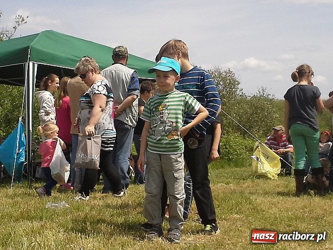 Zdjęcie w galerii na portalu naszraciborz.pl: Zawody wędkarskie na Dzień Dziecka wiadomości z regionu