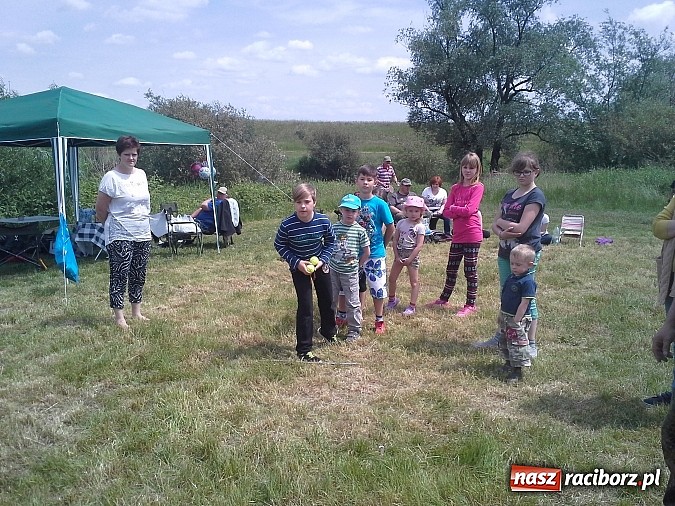 Zdjęcie w galerii na portalu naszraciborz.pl: Zawody wędkarskie na Dzień Dziecka wiadomości z regionu