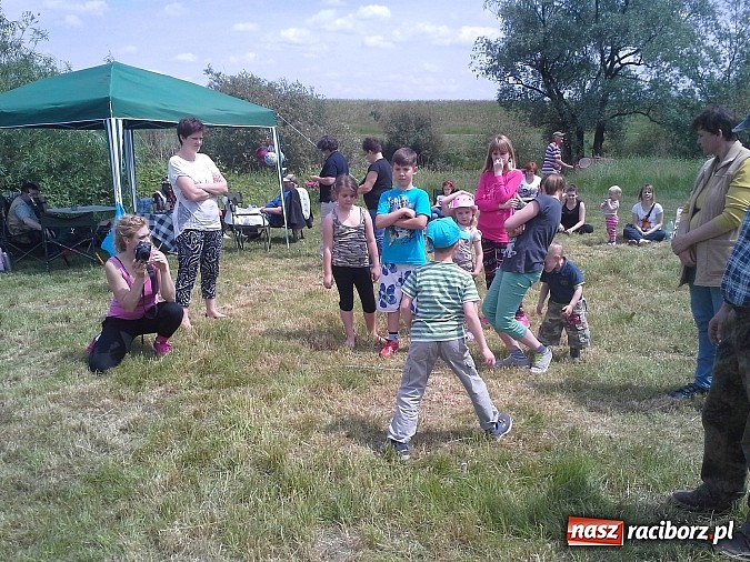 Zdjęcie w galerii na portalu naszraciborz.pl: Zawody wędkarskie na Dzień Dziecka wiadomości z regionu
