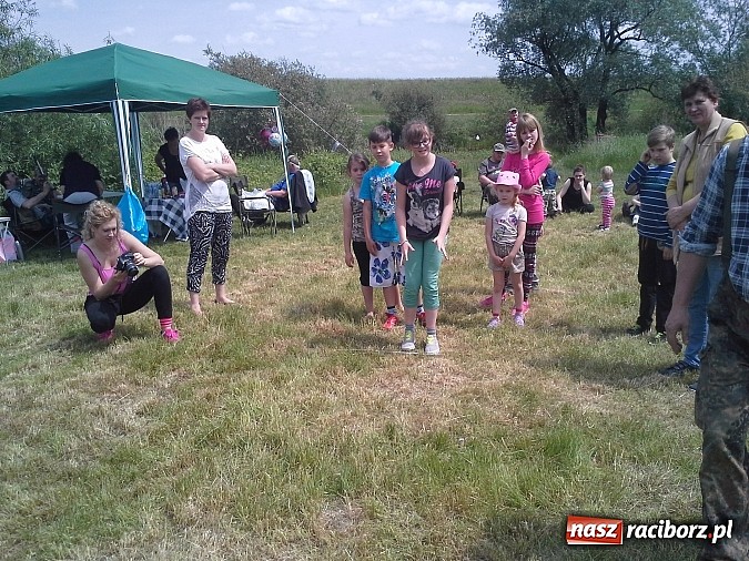 Zdjęcie w galerii na portalu naszraciborz.pl: Zawody wędkarskie na Dzień Dziecka wiadomości z regionu