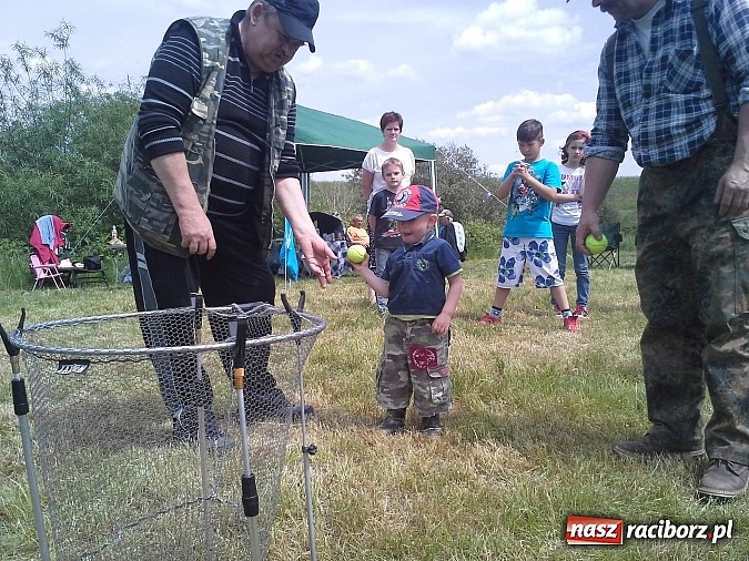 Zdjęcie w galerii na portalu naszraciborz.pl: Zawody wędkarskie na Dzień Dziecka wiadomości z regionu