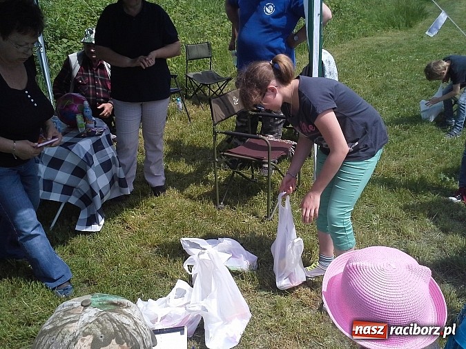 Zdjęcie w galerii na portalu naszraciborz.pl: Zawody wędkarskie na Dzień Dziecka wiadomości z regionu