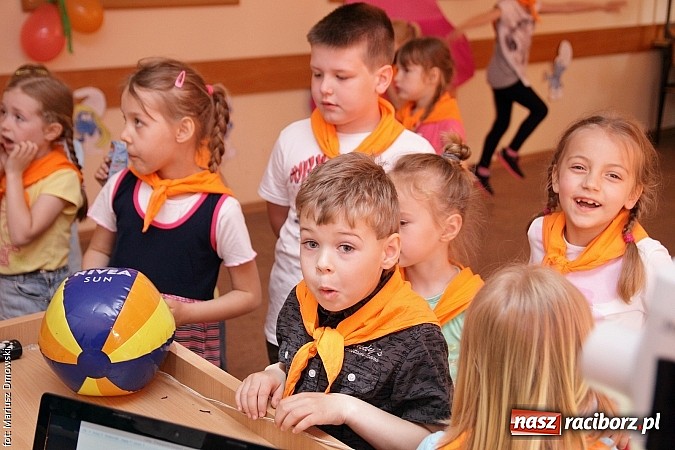 Zdjęcie w galerii na portalu naszraciborz.pl: Dzień Dziecka w PWSZ - studenci dla dzieci wiadomości z regionu