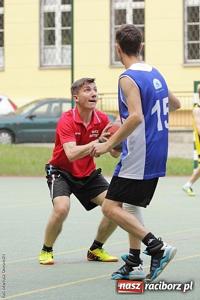 Zdjęcie w galerii na portalu naszraciborz.pl: ZSO 2 Abstynenci najlepsi w turnieju Streetball 2015 w Ekonomiku wiadomości z regionu