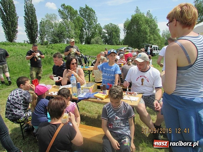 Zdjęcie w galerii na portalu naszraciborz.pl: Wędkarski Dzień Dziecka na łowisku Ostróg wiadomości z regionu