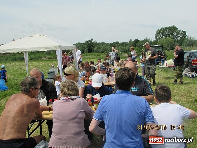 Zdjęcie w galerii na portalu naszraciborz.pl: Wędkarski Dzień Dziecka na łowisku Ostróg wiadomości z regionu