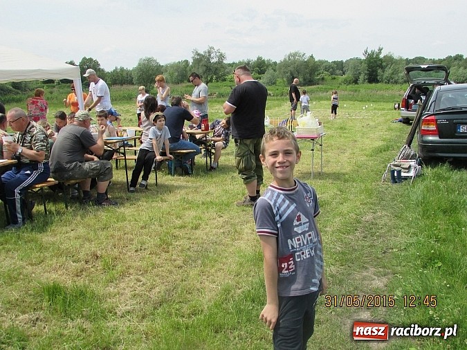 Zdjęcie w galerii na portalu naszraciborz.pl: Wędkarski Dzień Dziecka na łowisku Ostróg wiadomości z regionu