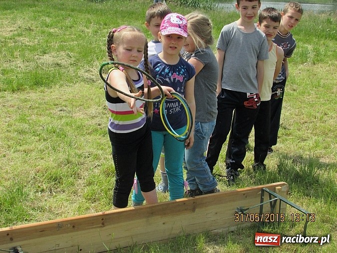 Zdjęcie w galerii na portalu naszraciborz.pl: Wędkarski Dzień Dziecka na łowisku Ostróg wiadomości z regionu