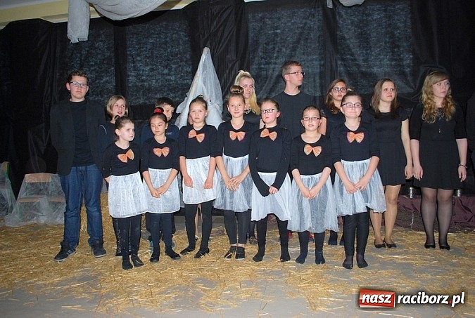 Zdjęcie w galerii na portalu naszraciborz.pl: Wieczór poezji w Krzyżanowicach wiadomości z regionu