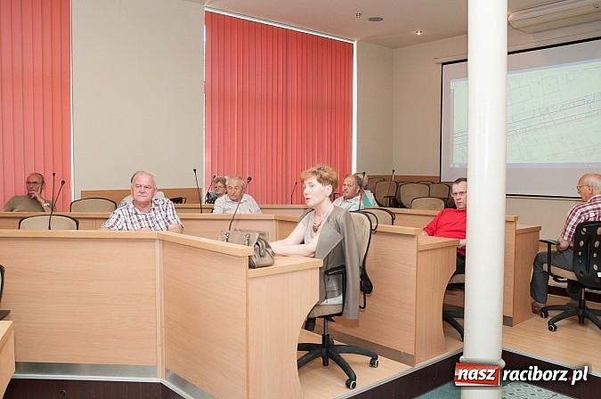 Zdjęcie w galerii na portalu naszraciborz.pl: Konsultacje społeczne w sprawie ul. Polnej. Miasto przedstawiło trzy propozycje, wybrano%u2026 piątą. Polna będzie jednokierunkowa? wiadomości z regionu