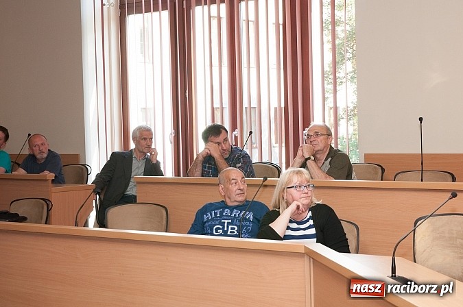 Zdjęcie w galerii na portalu naszraciborz.pl: Konsultacje społeczne w sprawie ul. Polnej. Miasto przedstawiło trzy propozycje, wybrano%u2026 piątą. Polna będzie jednokierunkowa? wiadomości z regionu