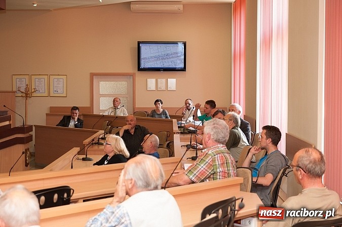 Zdjęcie w galerii na portalu naszraciborz.pl: Konsultacje społeczne w sprawie ul. Polnej. Miasto przedstawiło trzy propozycje, wybrano%u2026 piątą. Polna będzie jednokierunkowa? wiadomości z regionu