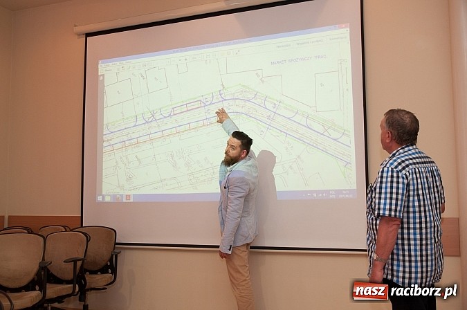 Zdjęcie w galerii na portalu naszraciborz.pl: Konsultacje społeczne w sprawie ul. Polnej. Miasto przedstawiło trzy propozycje, wybrano%u2026 piątą. Polna będzie jednokierunkowa? wiadomości z regionu